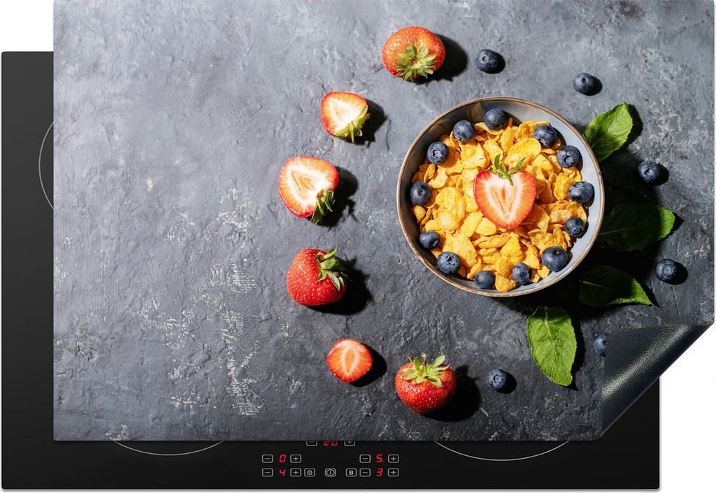 KitchenYeah Herdabdeckplatte Erdbeere - Cornflakes - Beeren - Kräuter , 77x51cm, Küche Deko, Glaskeramikkochfeld Herdabdeckung, Abdeckplatte f...