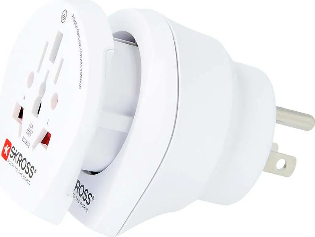 Adaptateur SKROSS 00187115 Combo World avec fusible de protection intégré