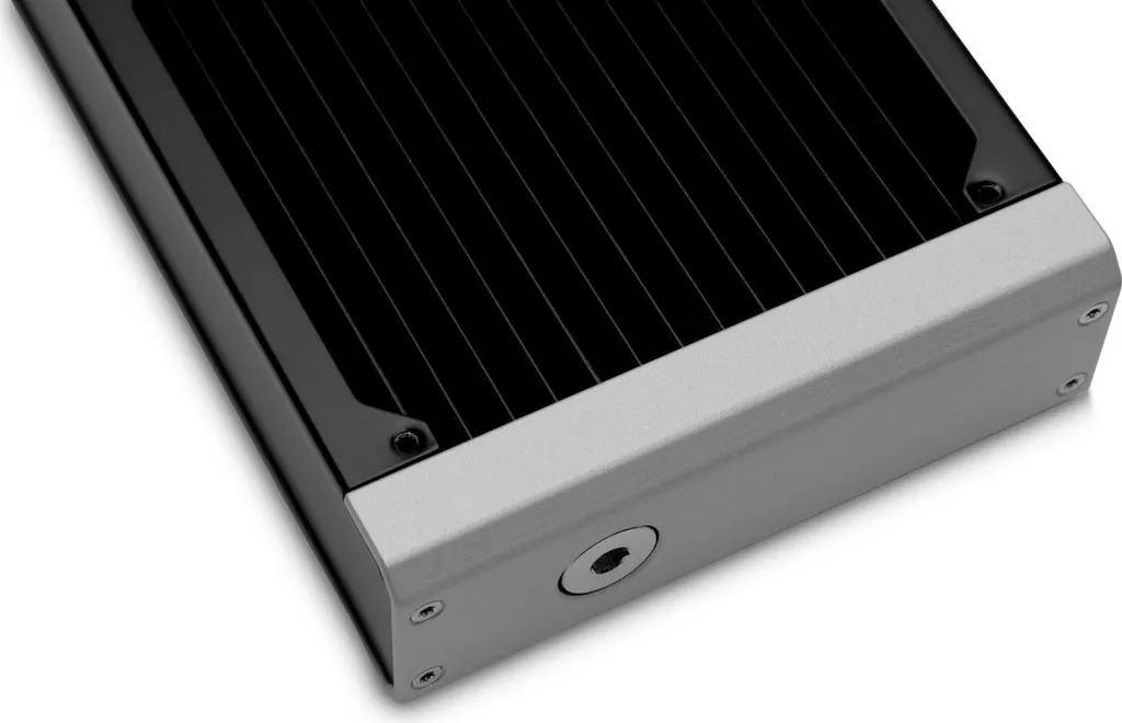 Radiateur de refroidissement PC EKWB pour système watercooling sur mesure