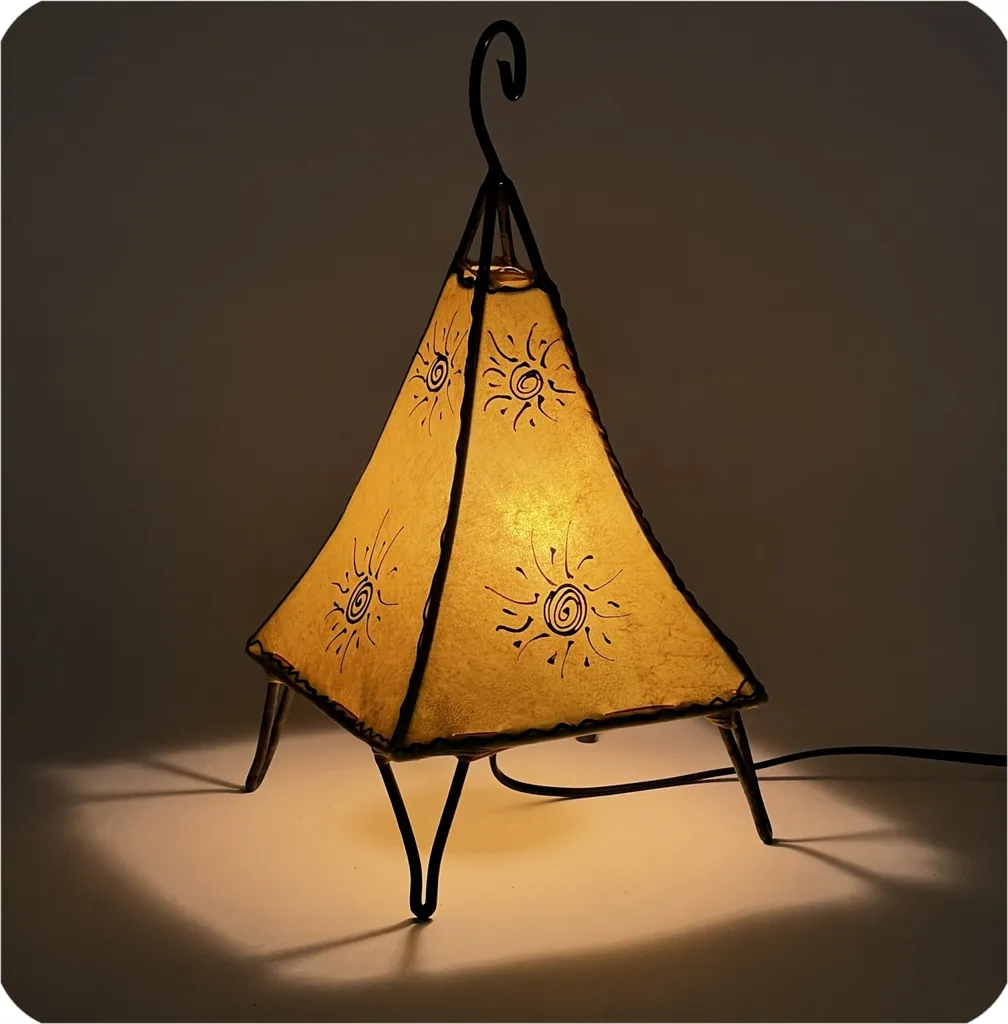 Lampada in Pelle e Henné Artigianale - Piramide Orientale Gialla 38cm