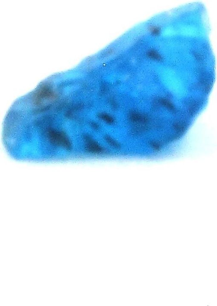Neonblauer Apatit 0,71 Karat