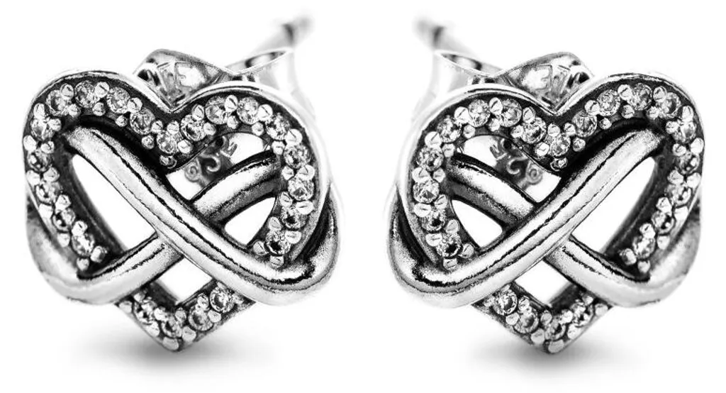 Boucles d'oreilles Pandora discrètes pour le travail et sorties