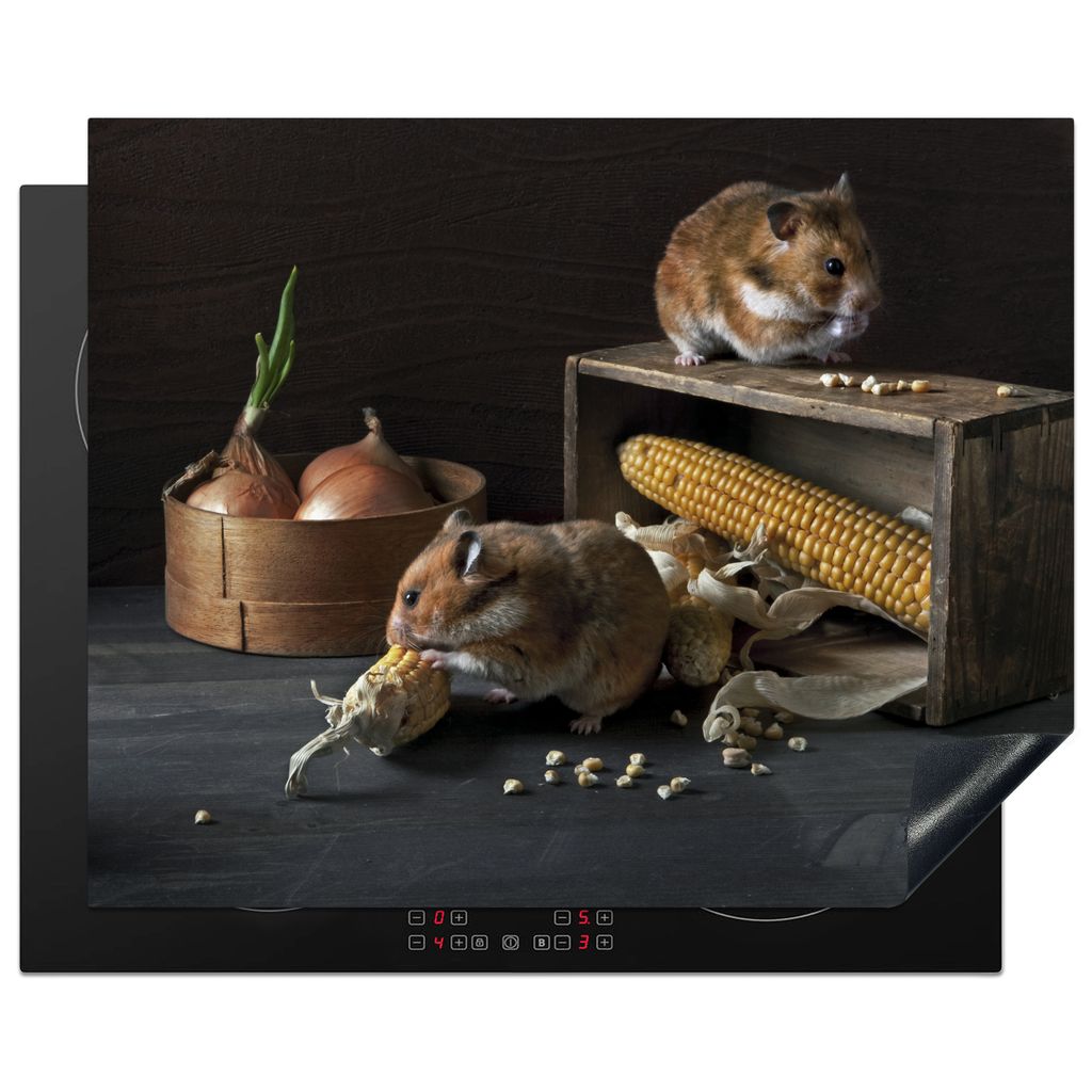 KitchenYeah Herdabdeckplatte Stilleben von Hamstern, die Mais fressen , 65x52cm, Küche Deko, Glaskeramikkochfeld Herdabdeckung, Abdeckplatte fù...