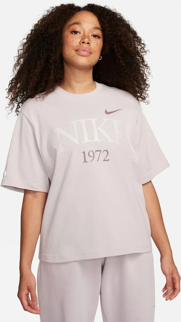 Nike W Nsw Tee Classics Boxy L - Fini les T-shirts Serrés et Inconfortables