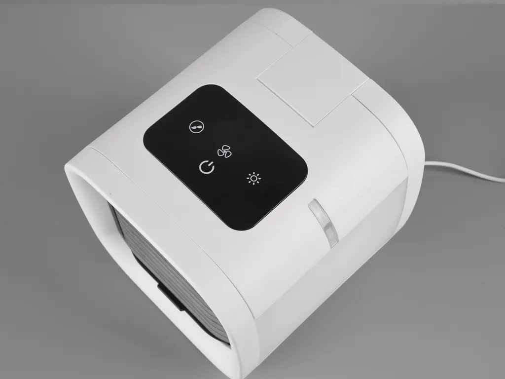 Ventilatore Portatile USB con Acqua e LED - Raffrescatore Desktop 3-in-1 - 9