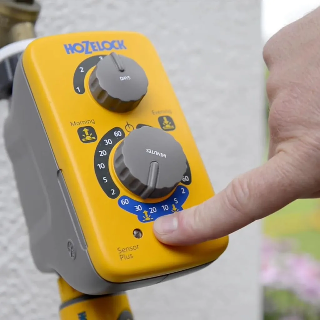 Programmateur d'arrosage Sensor Plus avec capteur crépusculaire Hozelock - 6