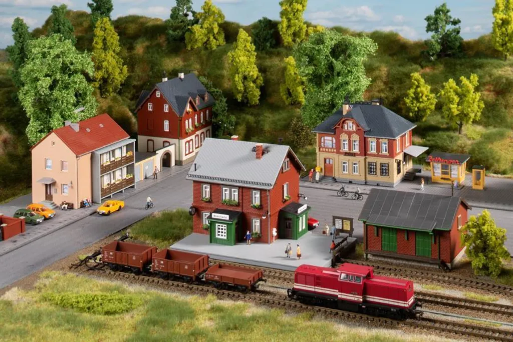 Gare de Neschwitz Auhagen 15307 bâtiment voyageur échelle TT 1/120