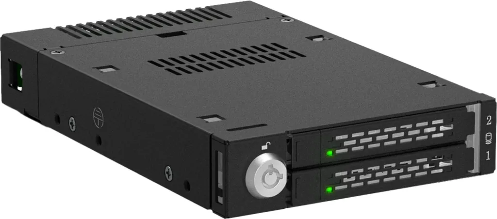 Rack Mobile SSD M.2 NVMe Robuste avec Extraction Rapide en Baie 3.5 po