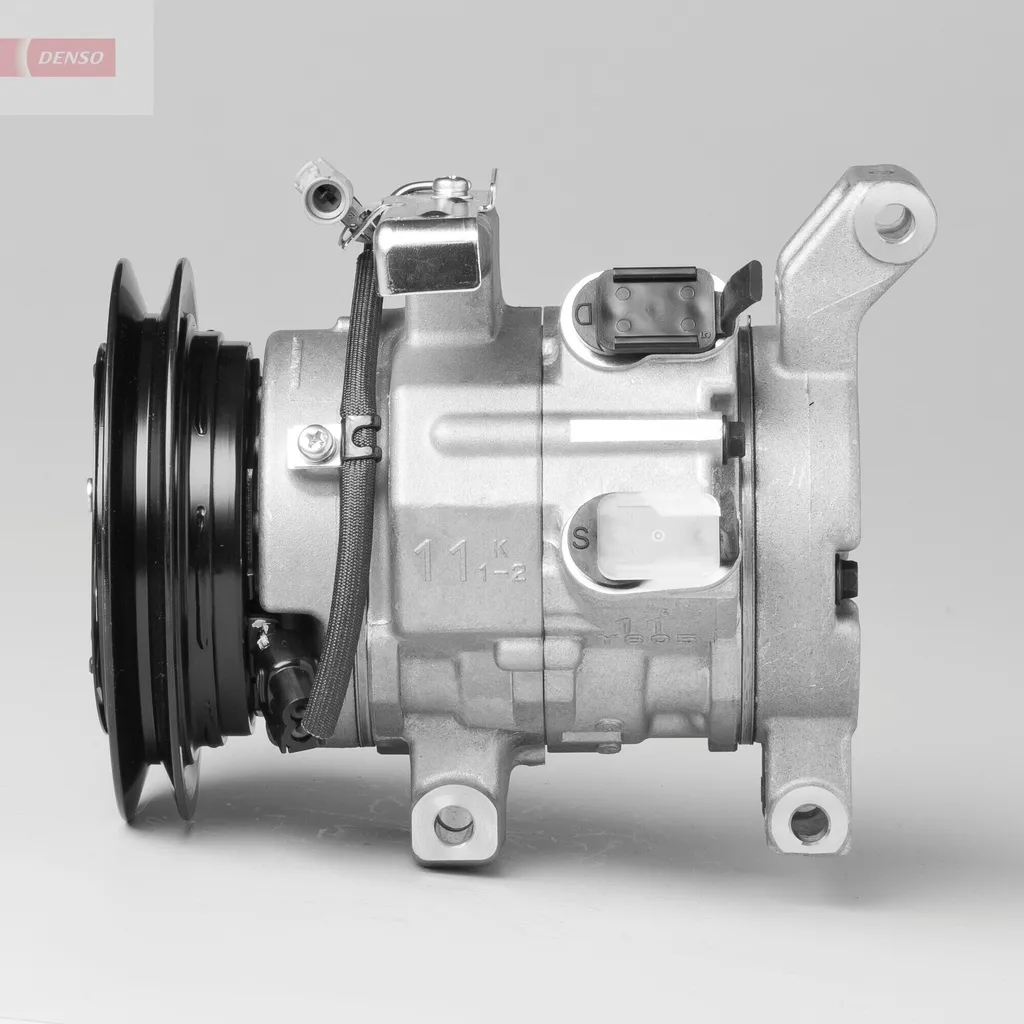 Compresseur Climatisation DENSO DCP50093 10S11C pour Toyota Hilux III