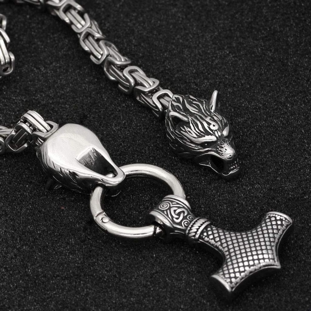 Halskette mit Totenkopf aus Titanstahl schwarz 55 cm