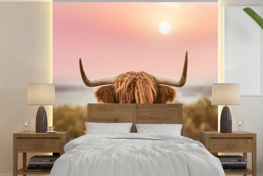 MuchoWow Fototapete für Wohnzimmer oder Schlafzimmer Wandtapete Vinyl Motivtapete Natur - Schottischer Highlander - Rosa - 300x300 cm - Wanddeko...