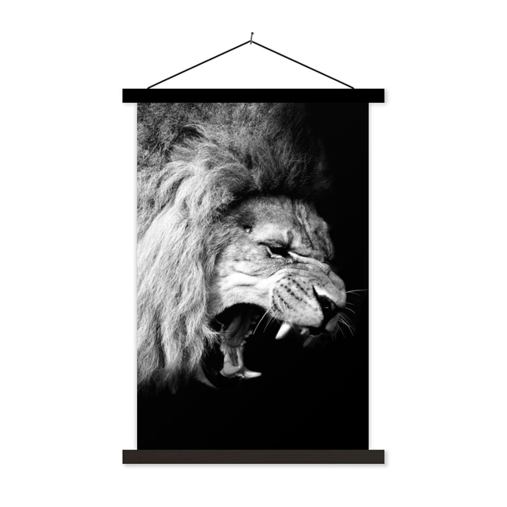 MuchoWow Textilposter Löwe - Porträt - Schwarz - Weiß - Tiere 40x60 cm mit schwarzem Rahmen - Wanddekorationen