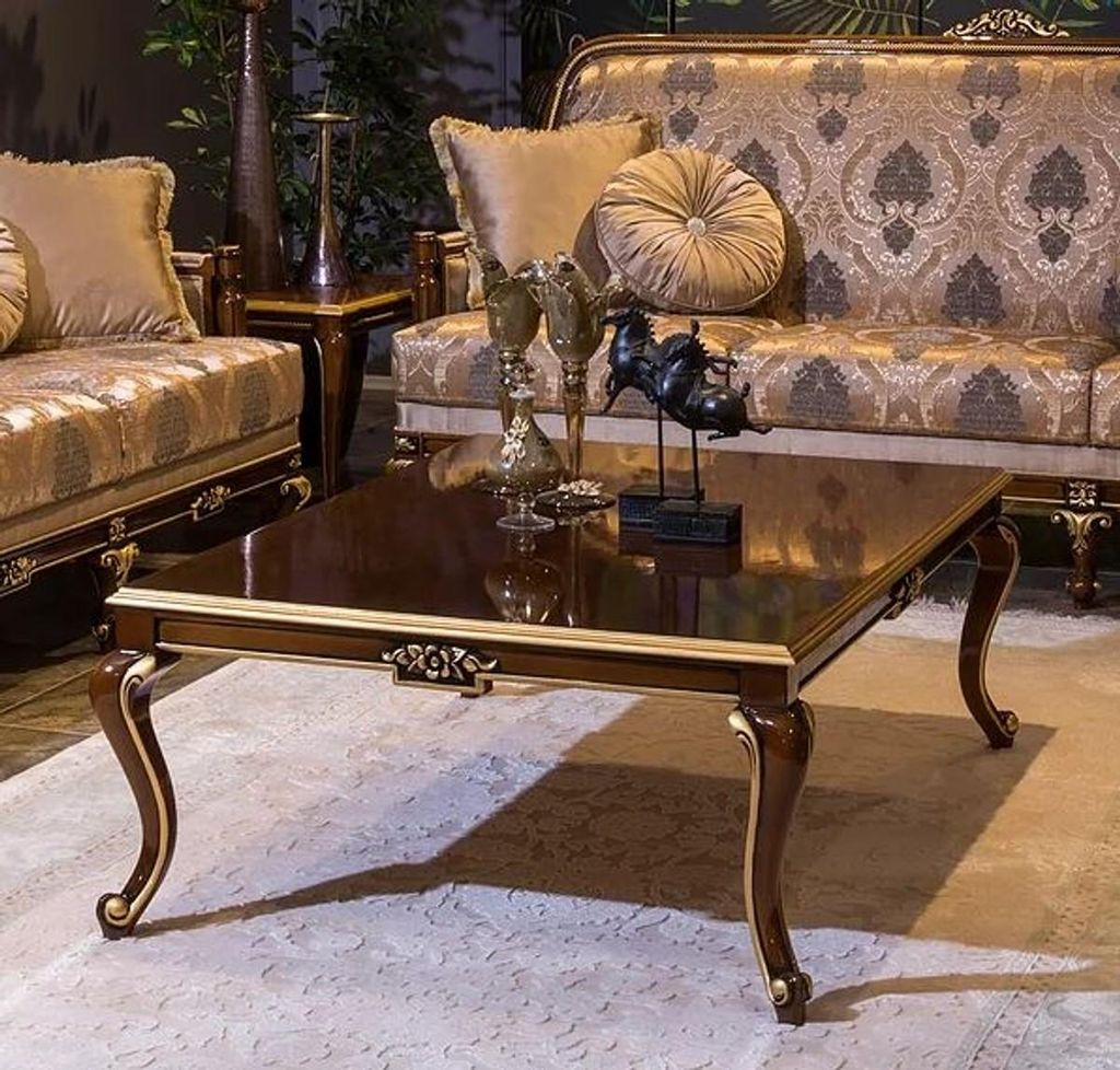 Casa Padrino Luxus Barock Couchtisch Braun / Gold 129 x 94 x H. 46 cm - Eleganter Massivholz Wohnzimmertisch - Barock Wohnzimmer Möbel