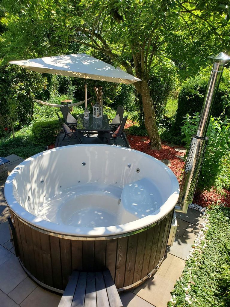 Badefass 200cm mit 30 KW Holzofen Hottube mit Abdeckung und Produktbild 8