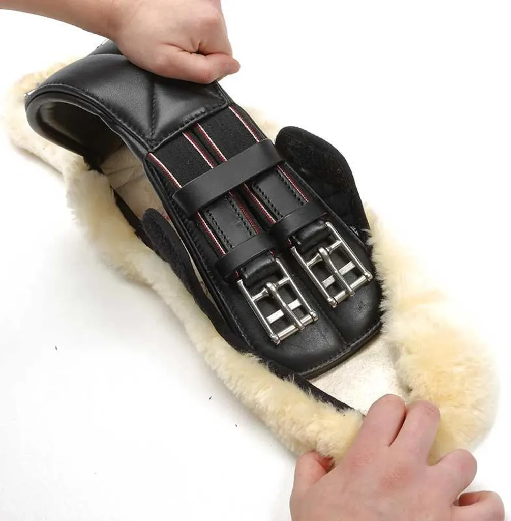 Éviter les blessures de sangle avec le protège-sangle Kavalkade Comfort - 4