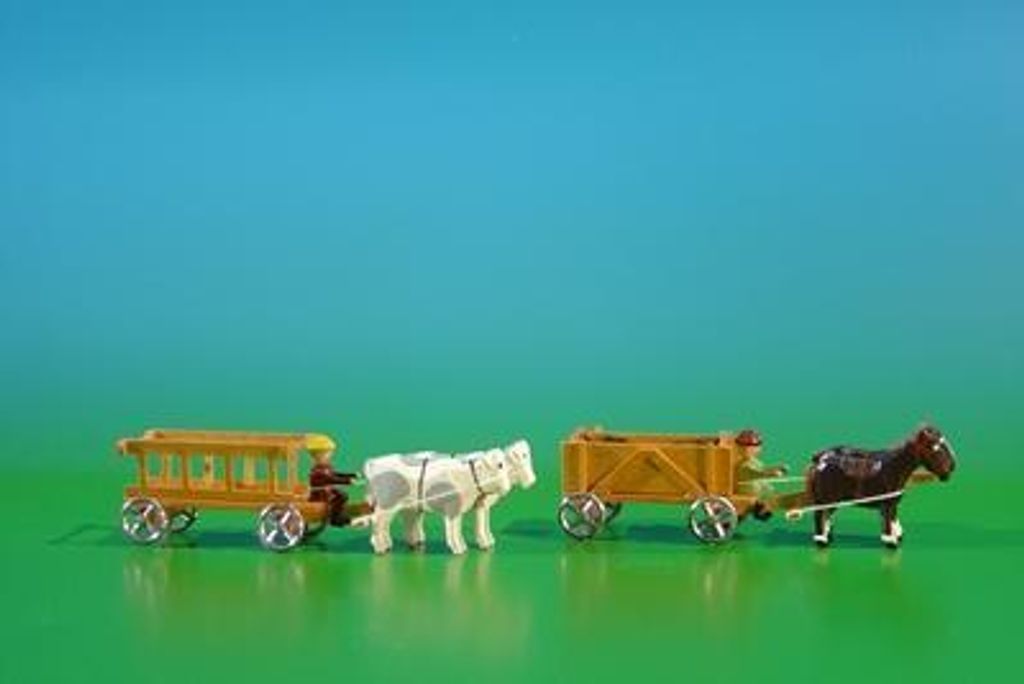 Miniaturen Kastenwagen und Leiterwagen mit Kutscher natur BxH 9x3,5cm NEU