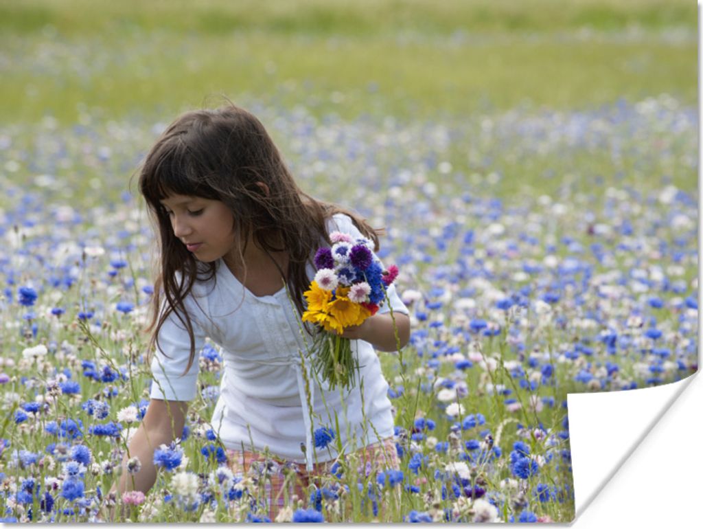 MuchoWow Poster Mädchen - Blumen - Wiese 40x30 cm - Plakate für die Wände - Poster Wohnzimmer