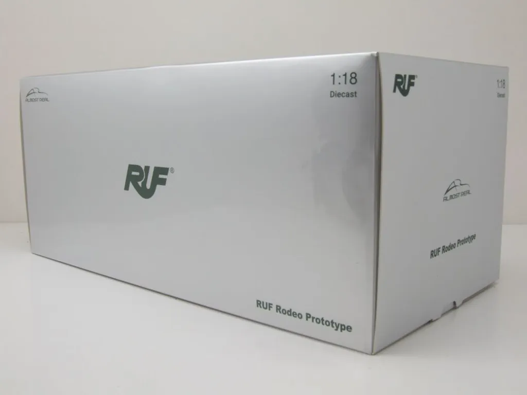 RUF Rodeo Prototype Miniature 1:18 par Presque Réel - Modèle de Collection - 11
