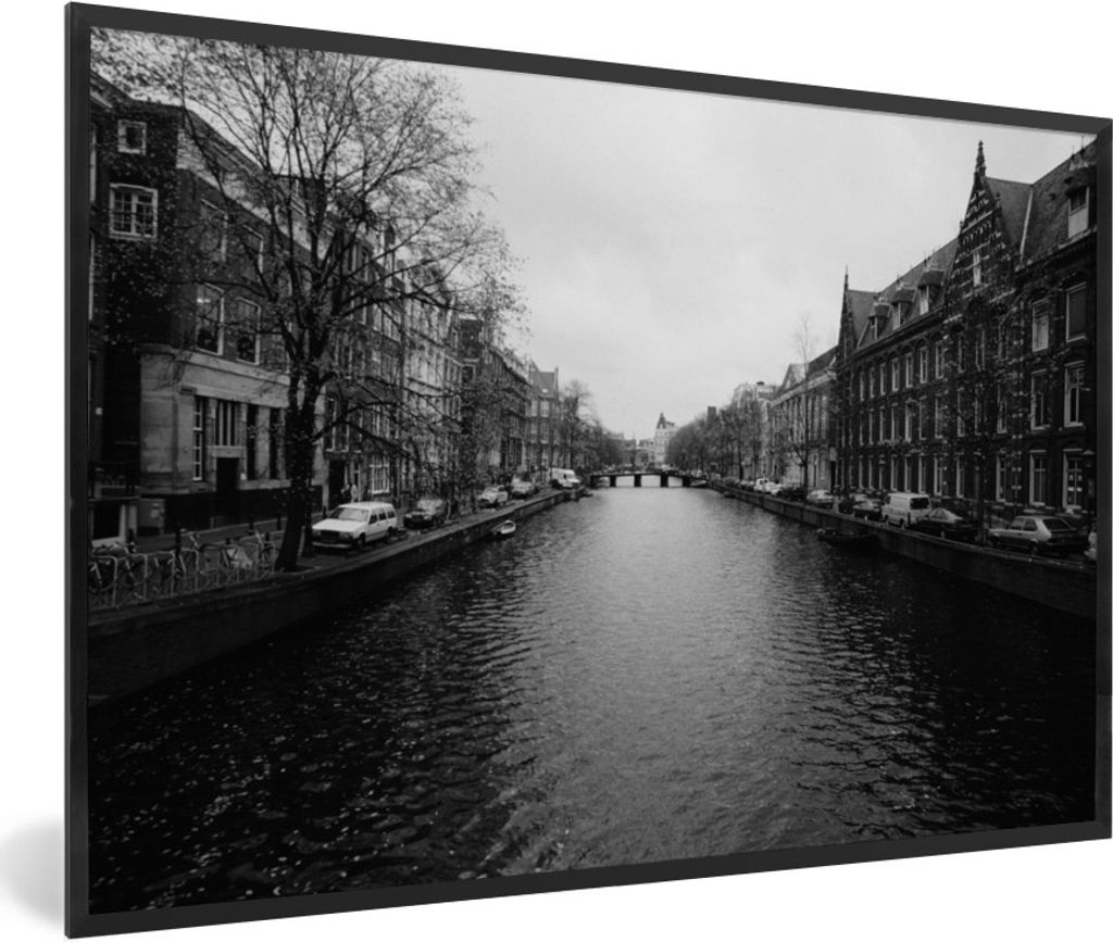 MuchoWow Gerahmtes Poster Amsterdamer Gracht - Schwarz und weiß 60x40 cm - Poster mit Schwarzem Bilderrahmen Wandposter Rahmen Foto Bilder - Pri...