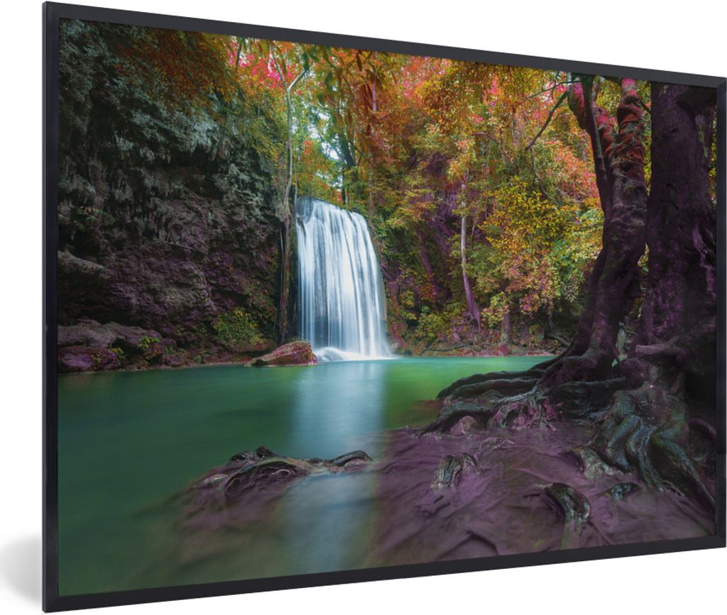 MuchoWow Gerahmtes Poster Bunte Blätter an einem Wasserfall im Erawan National Park in Thailand 90x60 cm - Poster mit Schwarzem Bilderrahmen Wan...