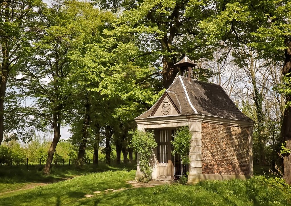 hansepuzzle 65190 - kleine Kapelle Puzzle, 260 Teile, Natur, 41,0 x 28,0cm mit hochwertiger Aufbewahrung, Kartonbox und wiederverschließbarem Beutel
