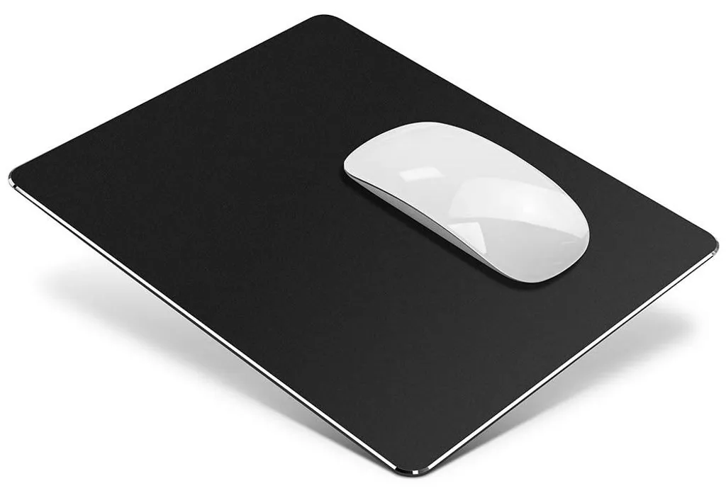 Tapis de souris rigide en métal noir imperméable - Format 24 x 20 cm