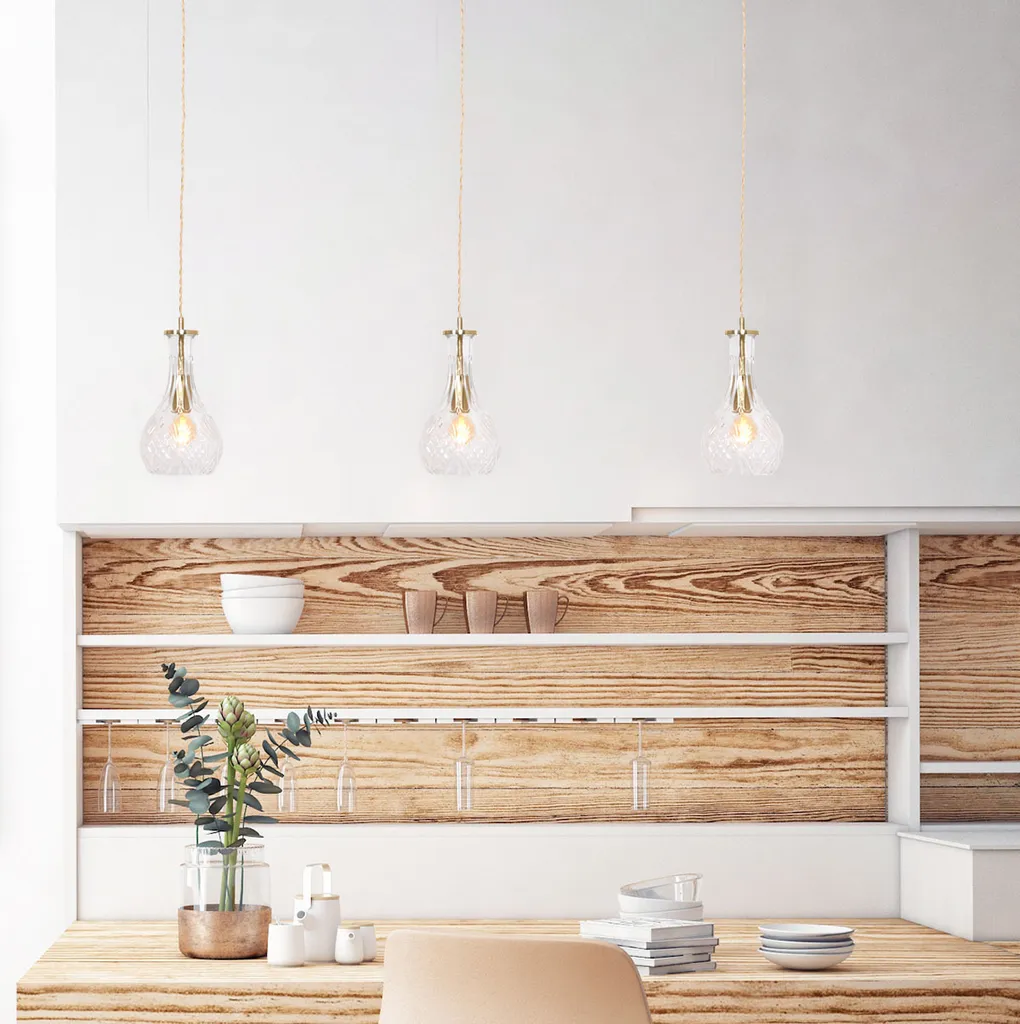 Petite suspension élégante verre et laiton pour espaces étroits E14