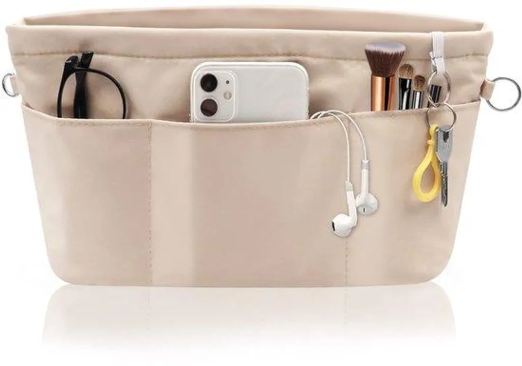 Petit sac en nylon beige robuste de taille moyenne et son porte-clés
