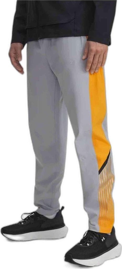 Under Armour Tracksuit pants 6005899-011 in Gray color size medium