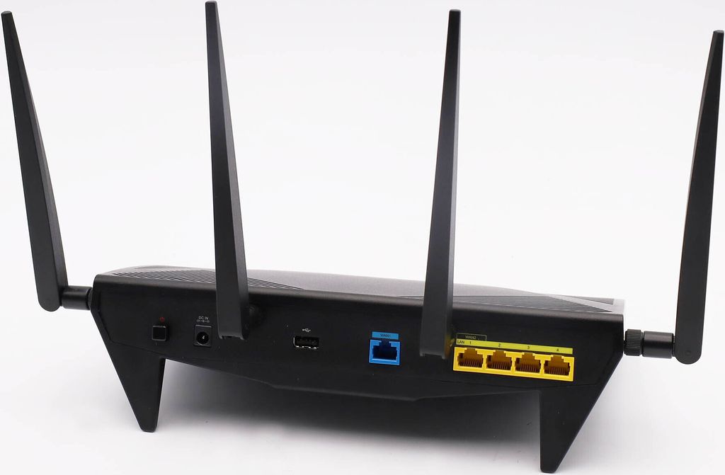 Synology Router RT2600ac MU-MIMO 4x4 802.11ac Wave2 WLAN