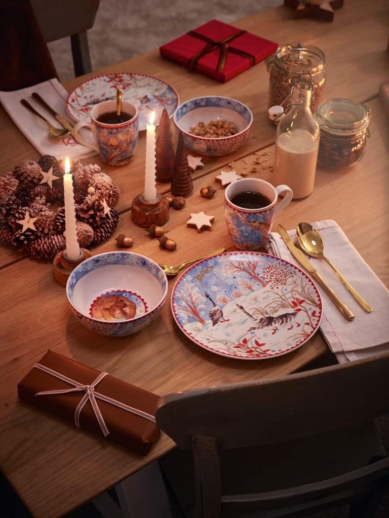 Hutschenreuther Sammelteller Weihnachtsklänge II | Limitiert 2023 | 22 Cm Flacher Porzellanteller Mit Weihnachtsmotiven