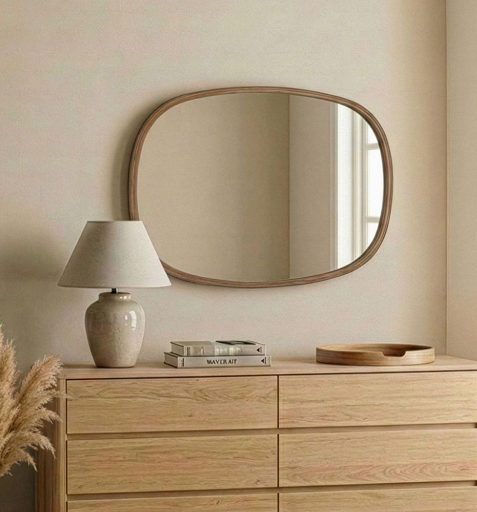 Skye Decor, Hochwertiger Wandspiegel aus 100% massivem Buchenholz, Weiß, 55 x 38 x 4 cm | Walnuss-Finish | Moderner, eleganter Stil für Ihr Zuhau...