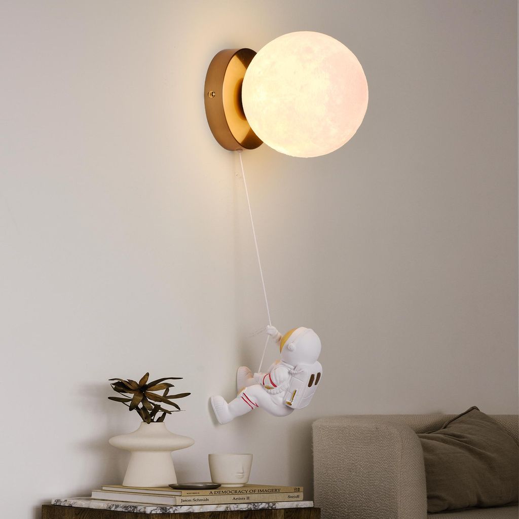 Kinder-Wandleuchte „LUA“, Mond- und Astronauten-Design, Produktbild 