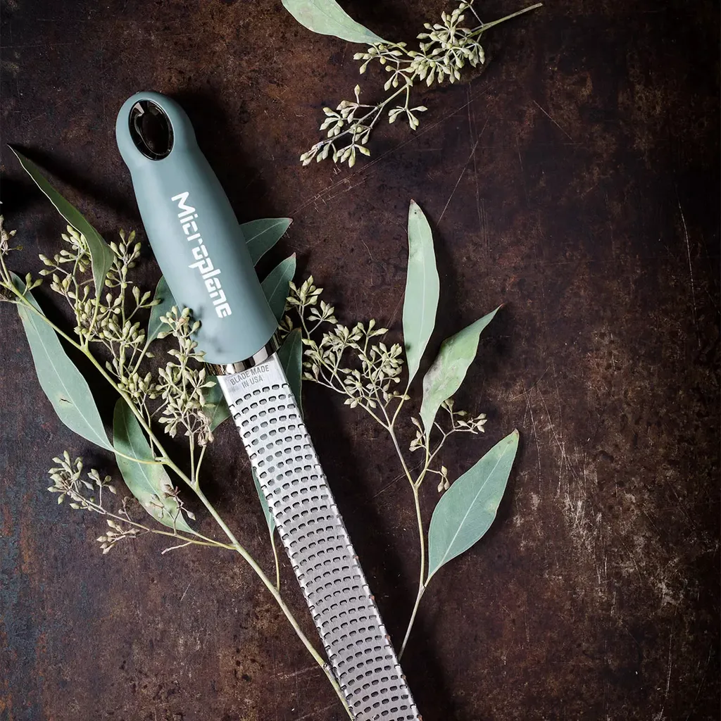 Microplane 46727E Zester Eucalyptus Green - Utensile Design Gourmet - 19