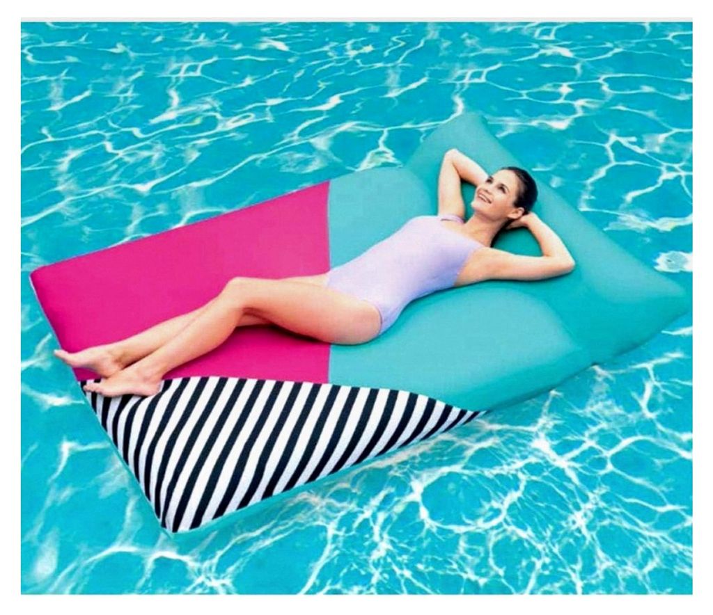 Bequemer aufblasbarer Stoff-Sitzsack für Erwachsene als Pool Float und Wasser-Luftbett mit Kissen