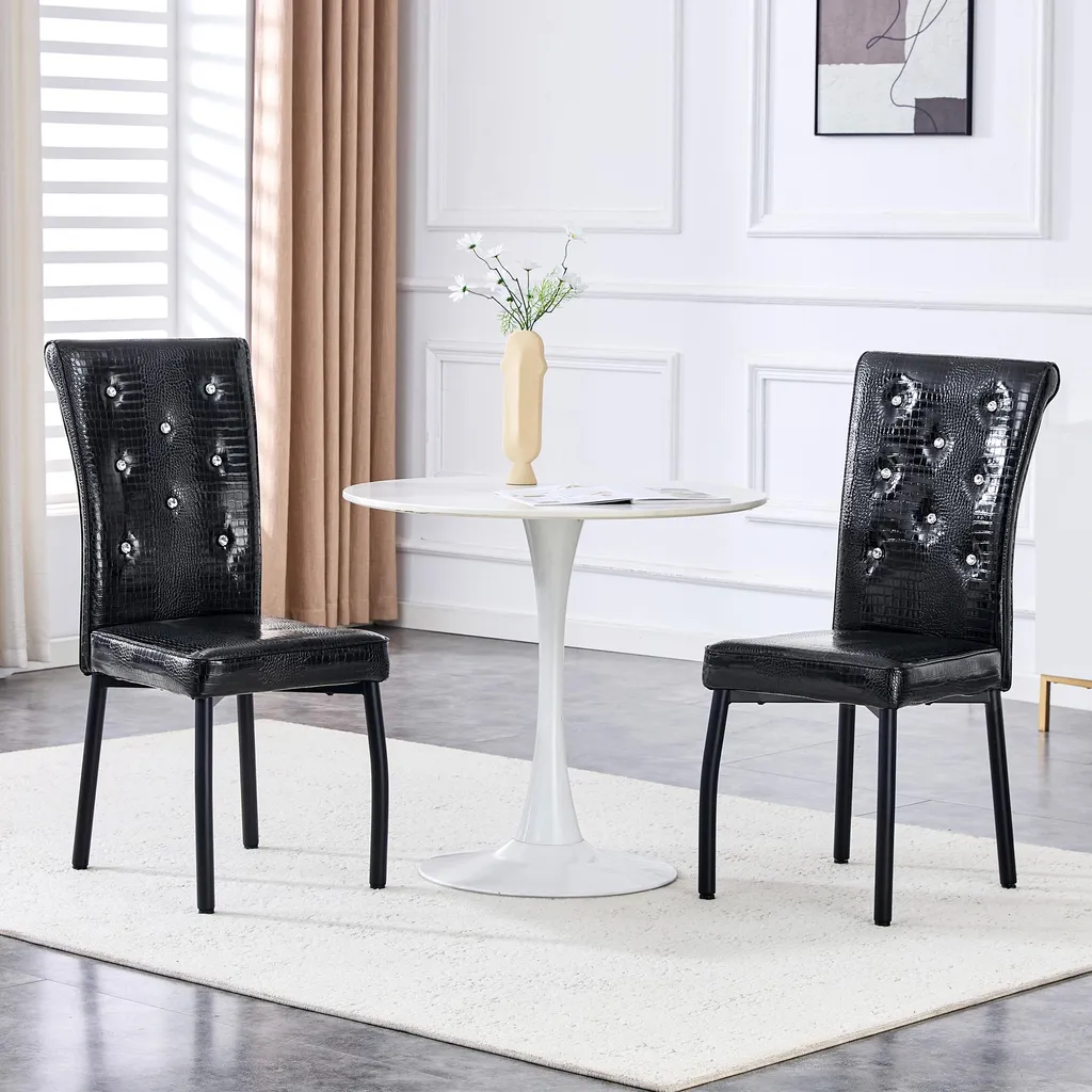 Chaise de salle à manger noire effet crocodile avec boucle en cristal