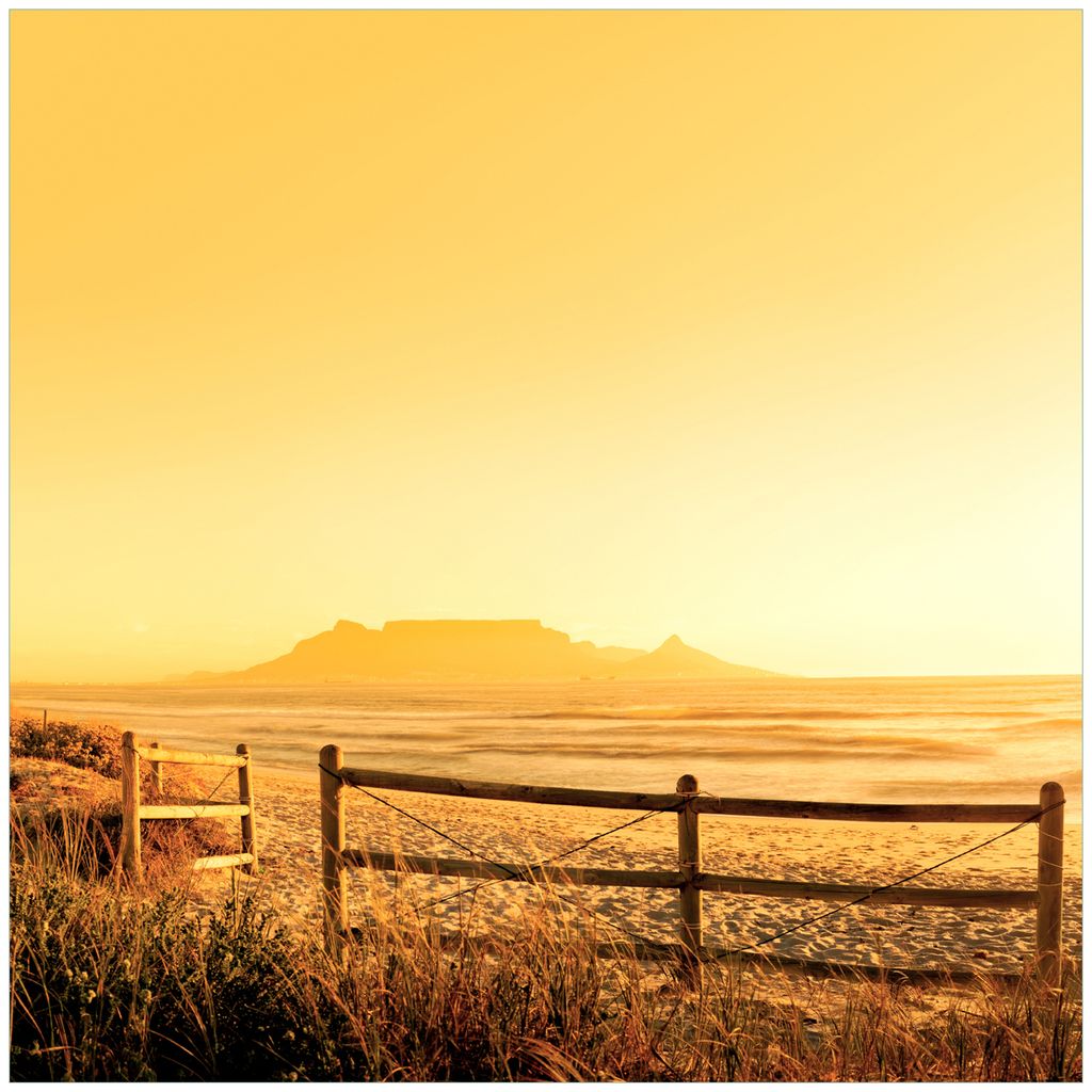 Wallario Möbeldesign - Glasplatte, Schutzplatte mit Motiv - geeignet für Ikea Lack Tisch, Größe: 55 x 55 cm, Motiv: Strand in Südafrika I - Hi...