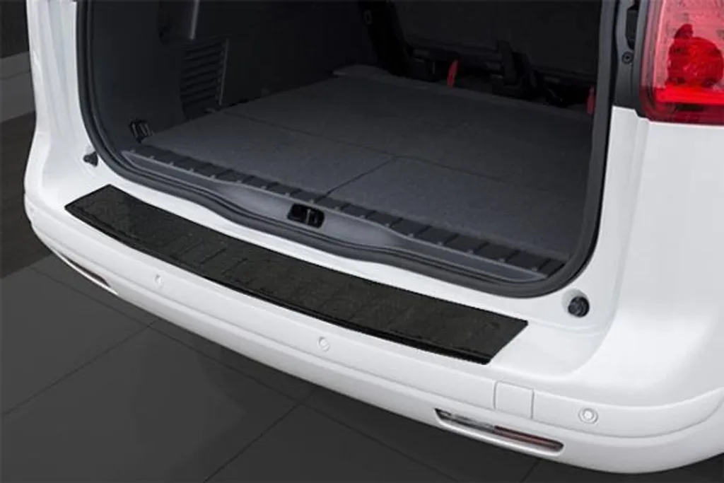 Protection seuil de coffre VW Touran 3 : stop aux rayures de chargement