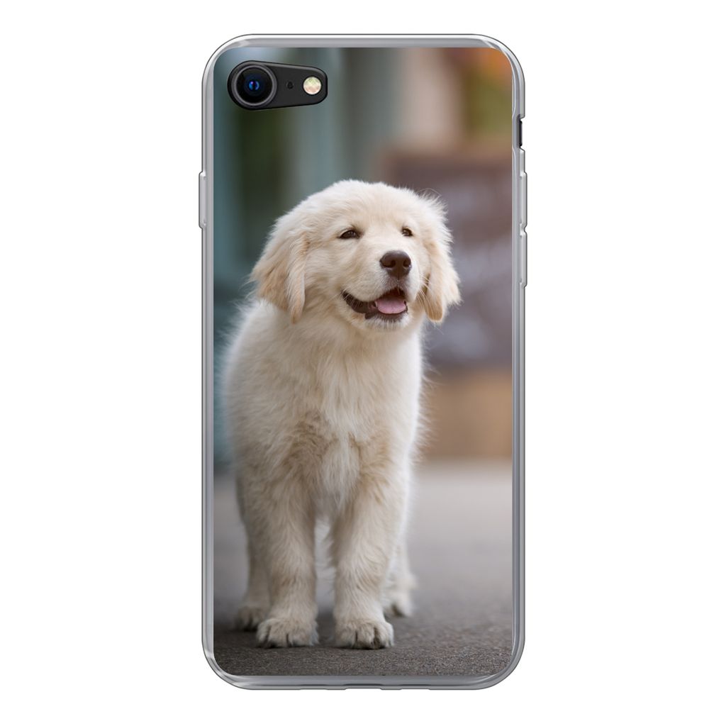 MuchoWow Handyhülle Schutzhülle Hülle für iPhone 7 Ein Golden Retriever Welpe läuft auf dem Bürgersteig Silikon Softcase Handy Hülle - Kar...