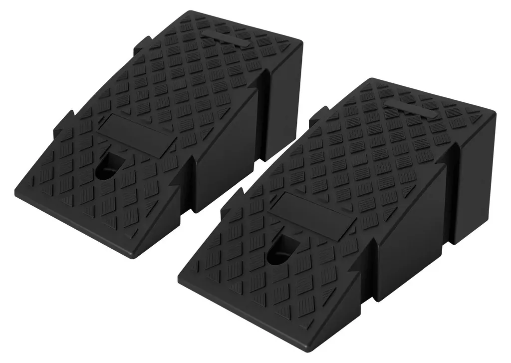 Rampes de chargement avec construction antidérapante et design noir