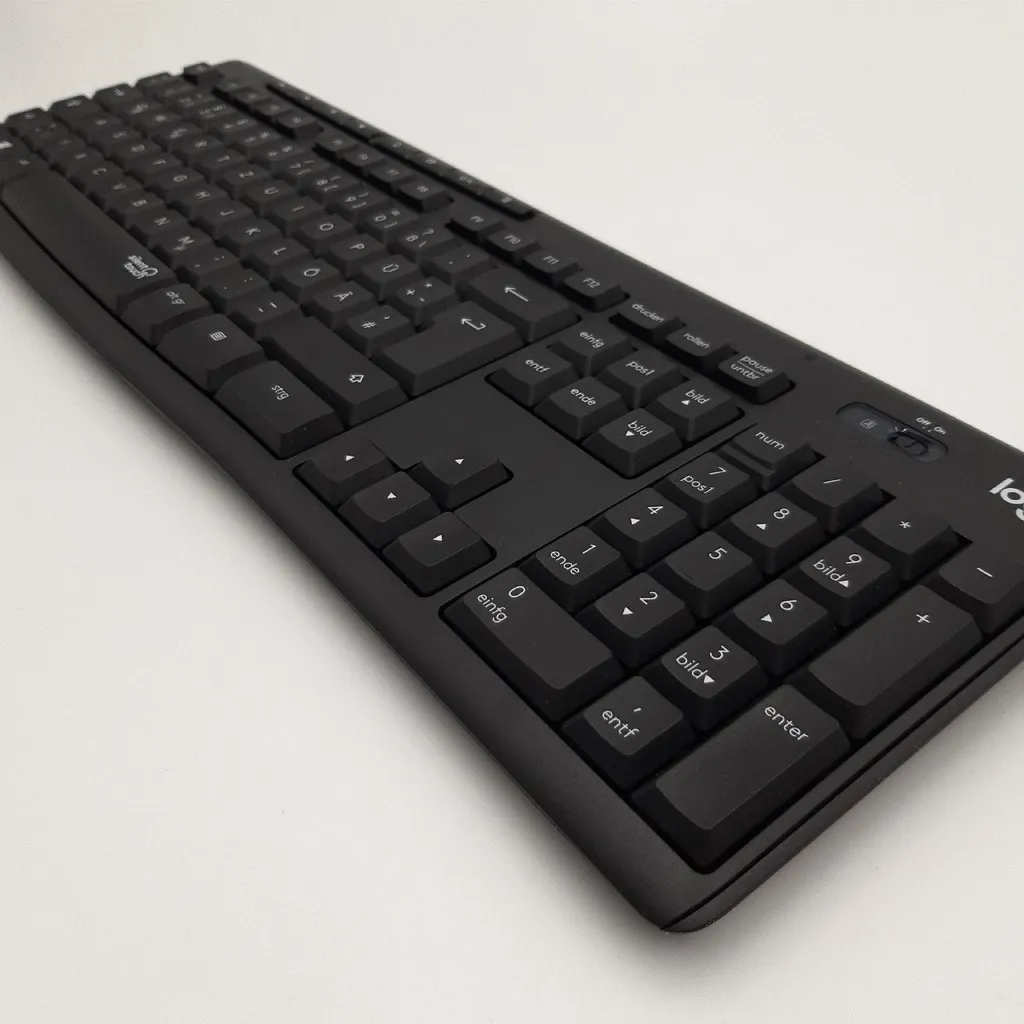 Logitech MK295 Silent ensemble clavier et souris sans fil graphite - 37