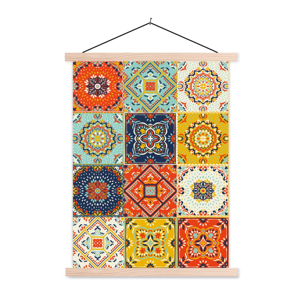 MuchoWow Textilposter Vintage - Blumen - Muster - Weiß - Orange 120x160 cm mit holzfarbenen Rahmen - Plakatkarton