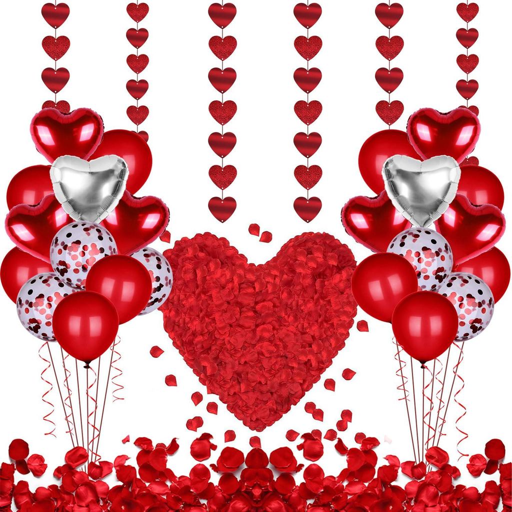 31-teiliges Valentinstag-Deko-Set mit Herzballons & Rosenblättern