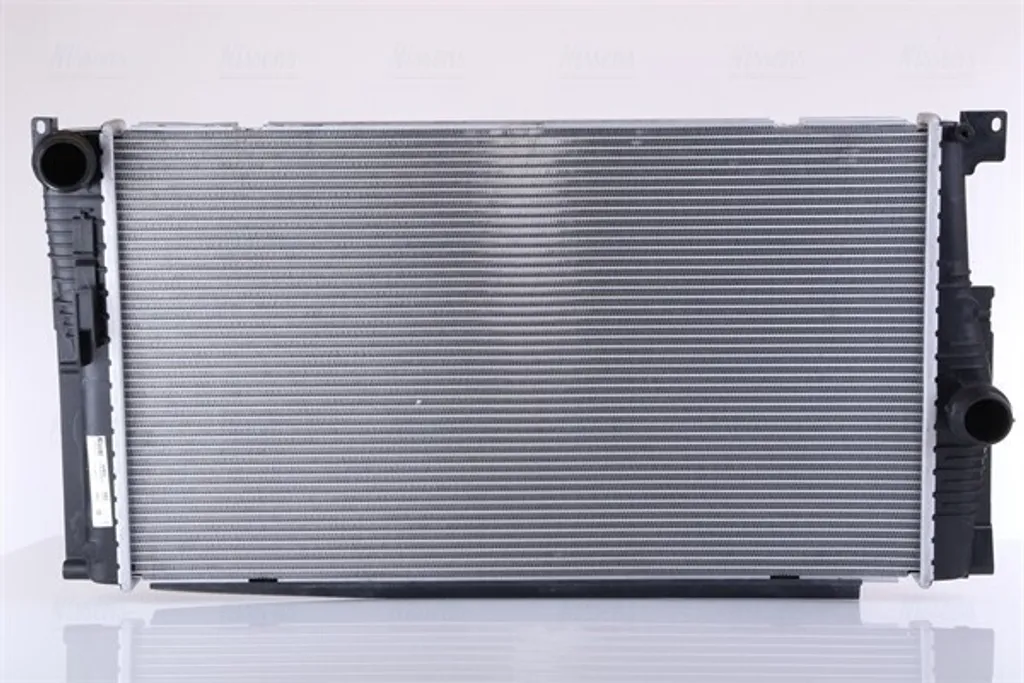Radiateur BMW F10 F11 F18 robuste avec technologie First Fit intégrée