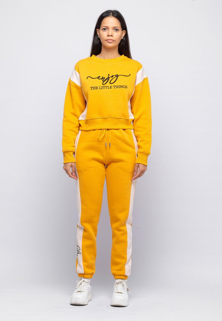 Tom Barron Freizeitanzug Tracksuit With Chest Embroidery