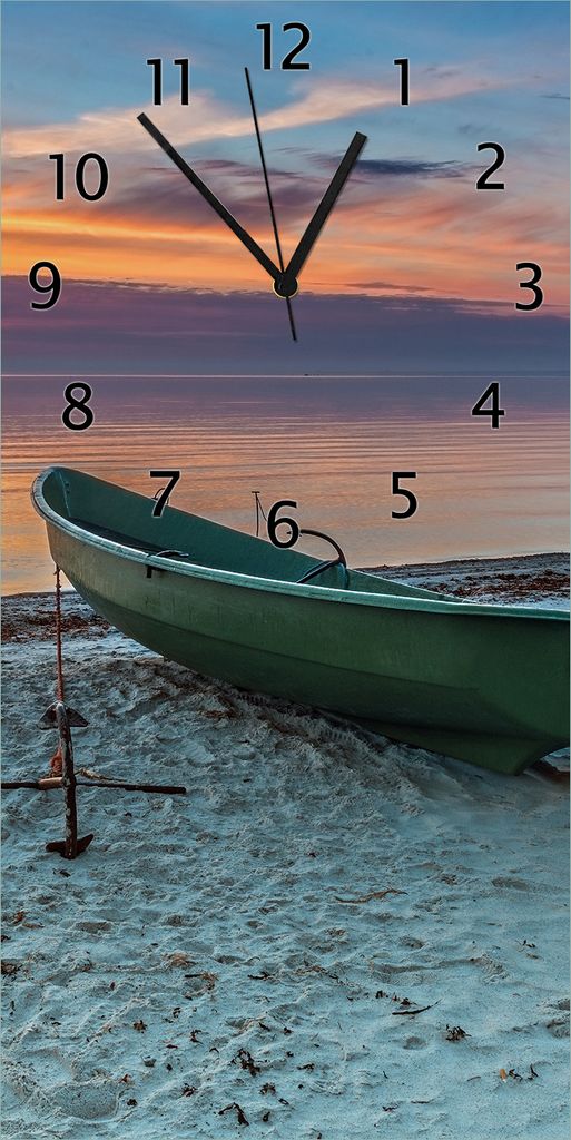 Wallario Design Wanduhr Einsames Fischerboot mit Anker am Strand aus Echtglas, Größe 30 x 60 cm