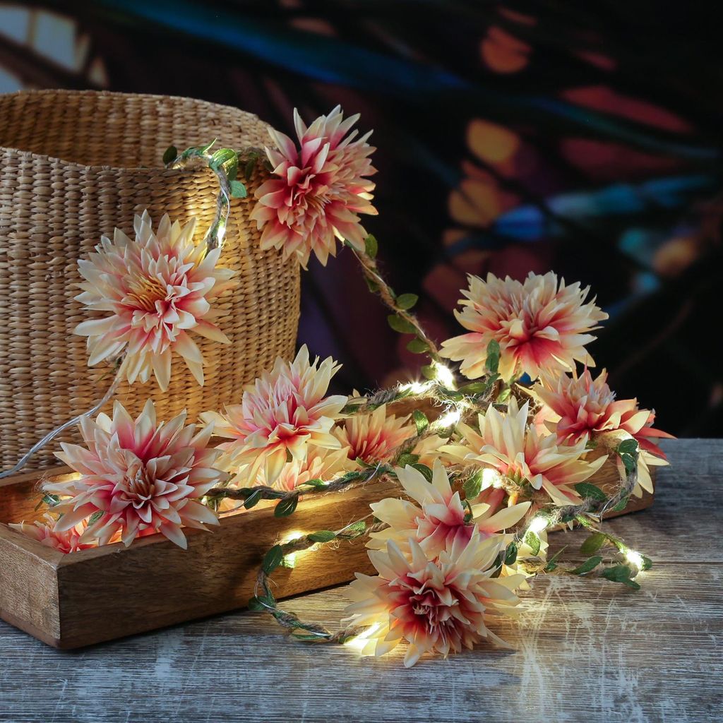 LED Lichterkette Dahlien - Blumengirlande - 30 warmweiße Produktbild 