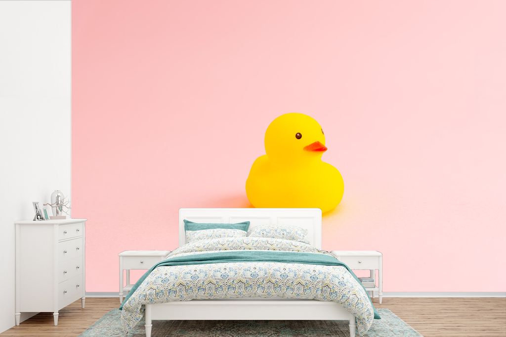 MuchoWow Fototapete für Wohnzimmer oder Schlafzimmer Wandtapete Vinyl Motivtapete Gummi-Ente - Rosa - 450x300 cm - Gemusterte