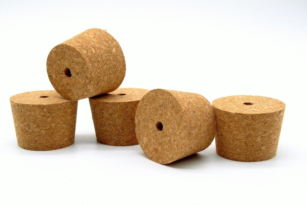 5 x Konisch Korkstopfen mit Loch 56/46mm - Korkstopfen, Flaschenkorken, Korken für Weinflaschen