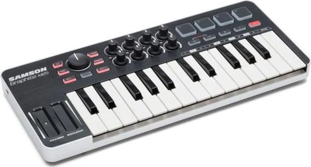 Offerta Bundle: Controller MIDI Samson M25 + Cuffie Monitor Studio - 2